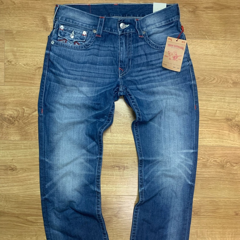 TRUE RELIGION STRAIGHT FIT RED STITCH JEAN